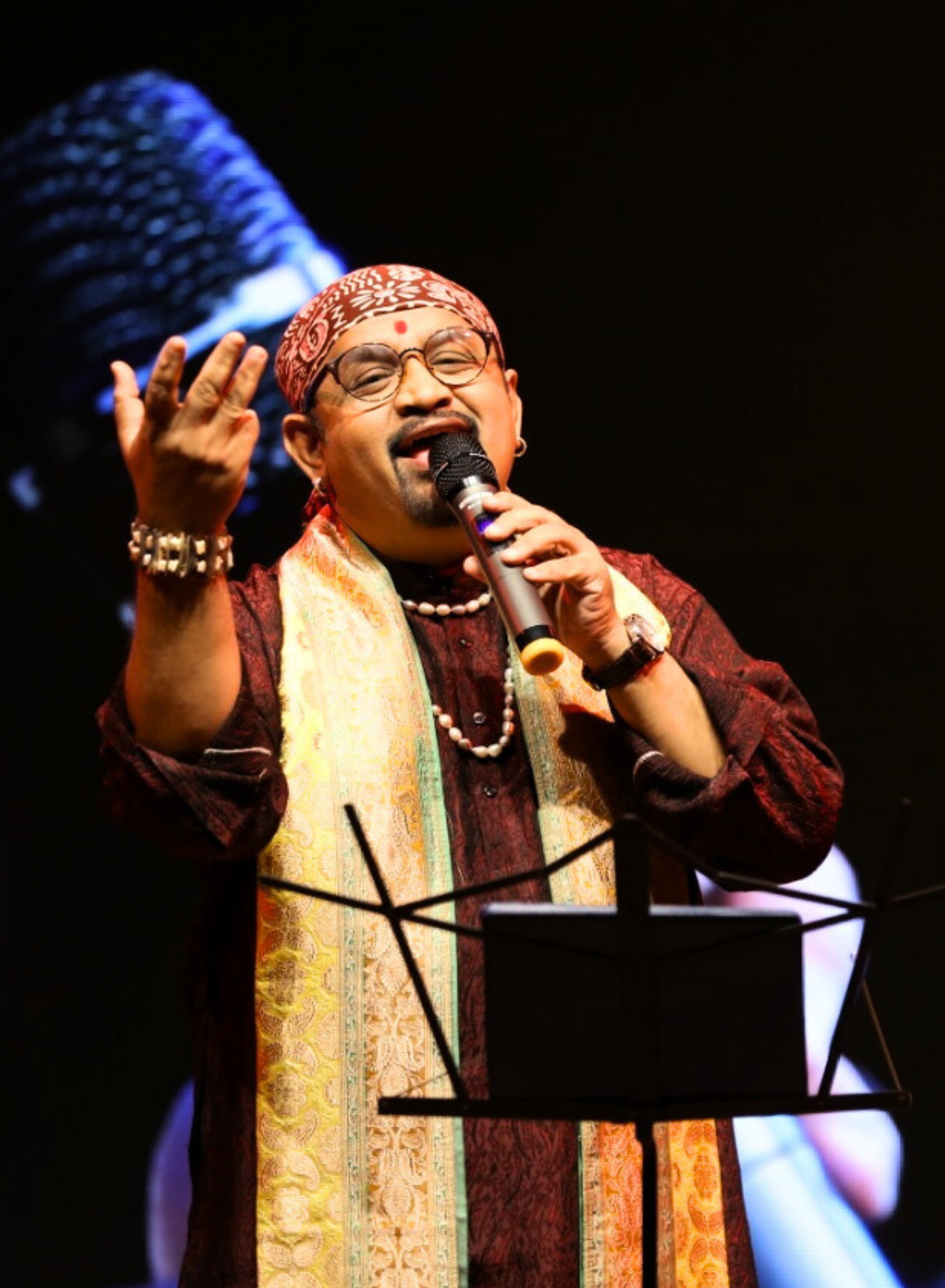 Abhijeet Ghoshal Singer Img 24
