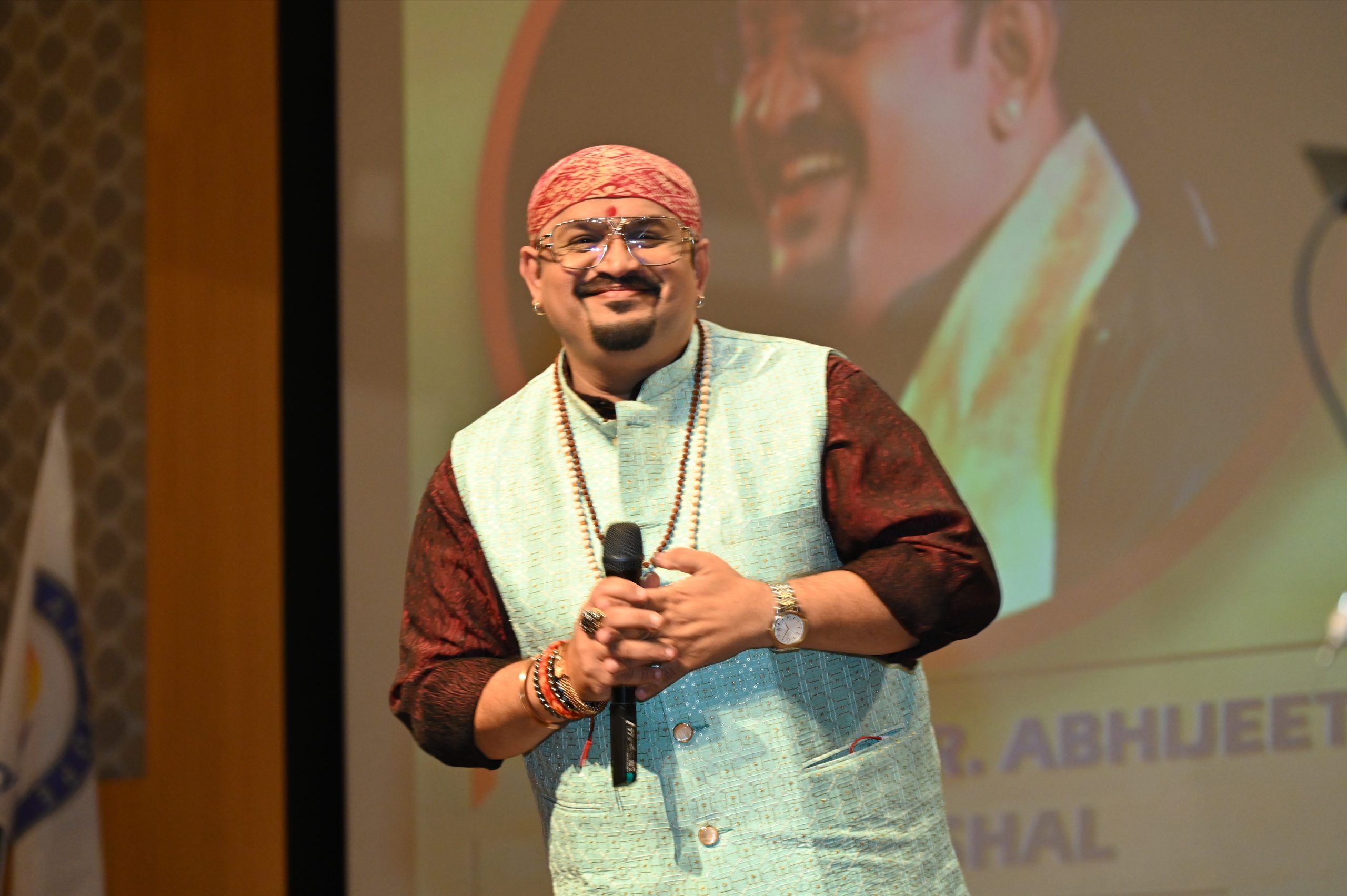 Abhijeet Ghoshal Singer Img 40