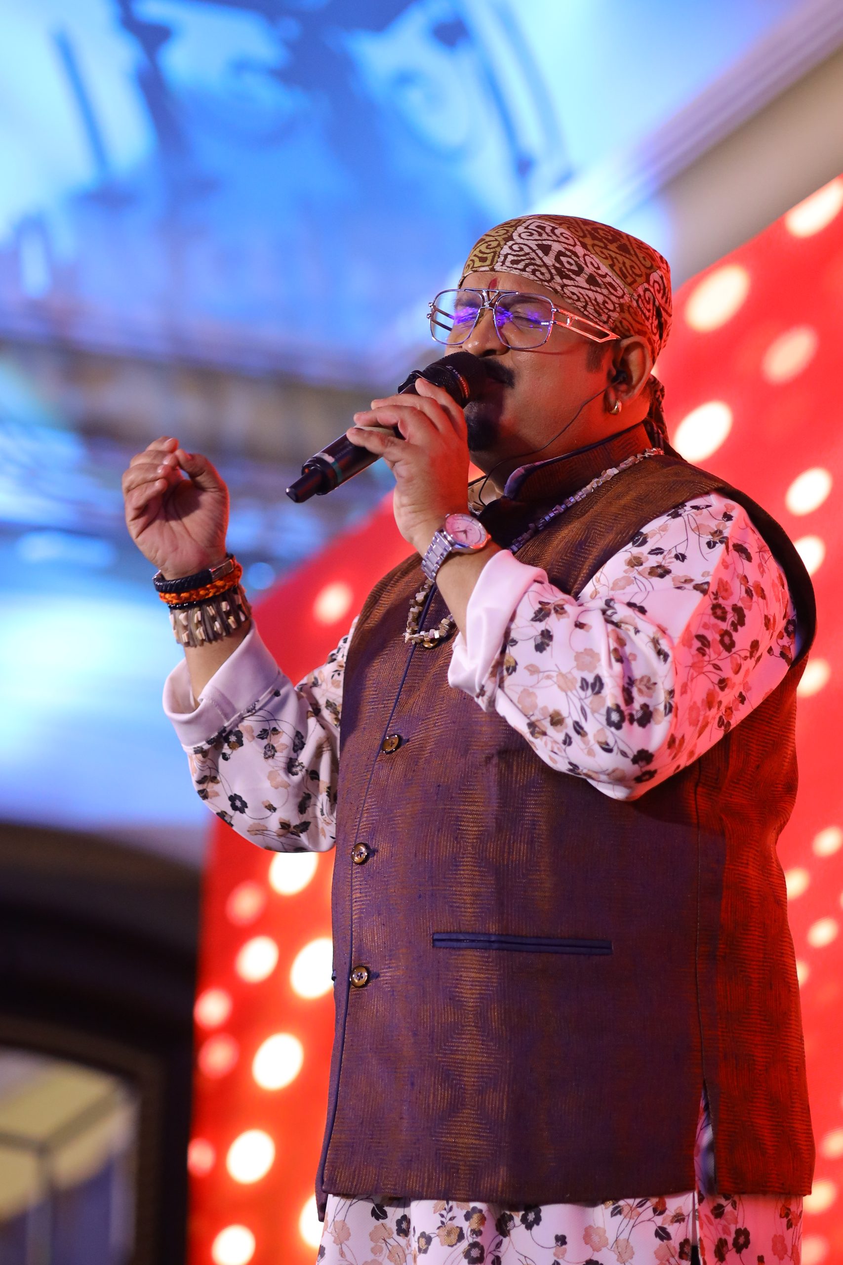 Abhijeet Ghoshal Singer Img 48